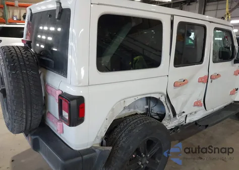 2022 Jeep Wrangler Unlimited Sahara Altitude 4X4 from USA, damaged, VIN 1C4HJXEG3NW149845